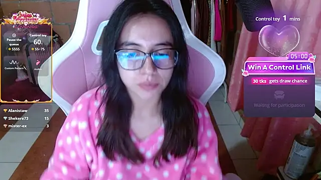 Maggie_Fox3
