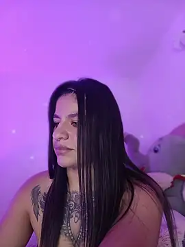 laura_22x