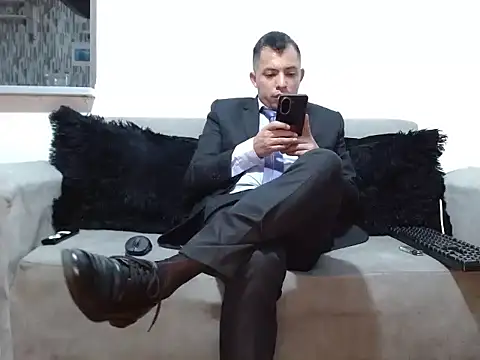 MikeFetish_01