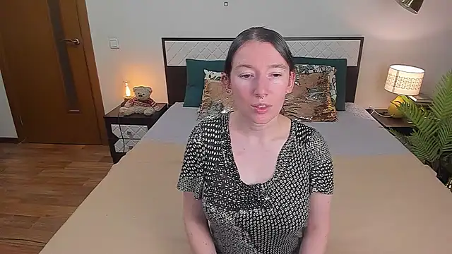 CatherineWalls live cam on StripChat