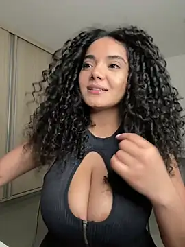 curlyierr (F young) - DOGGY STYLE IN THE FLOOR + SPREAD ASS