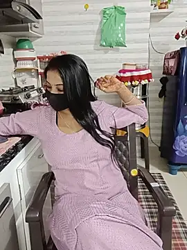 Kaur_Simran_01 webcam