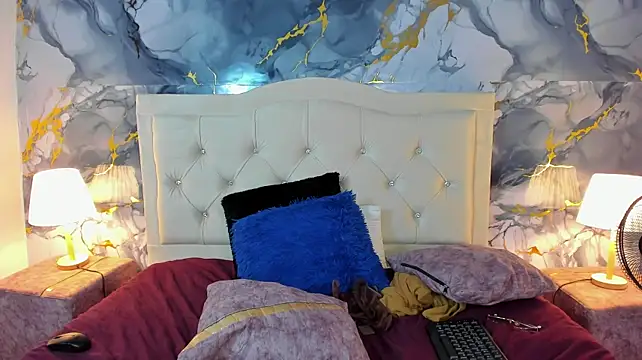 Larissa_Frost
