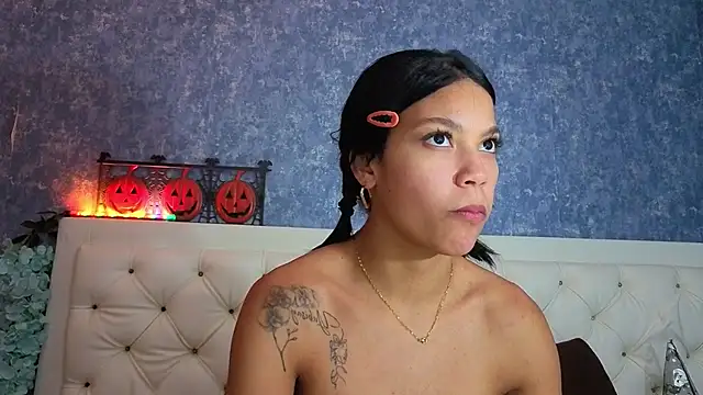 Malia_fox live cam preview