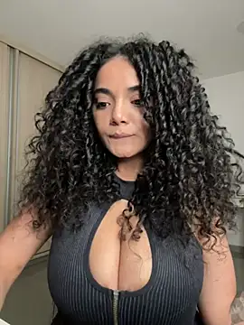 Webcam en directo de la tetona Curlyierr