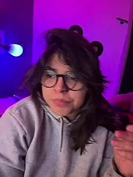 miacanela_xo (F young) - Squat over you