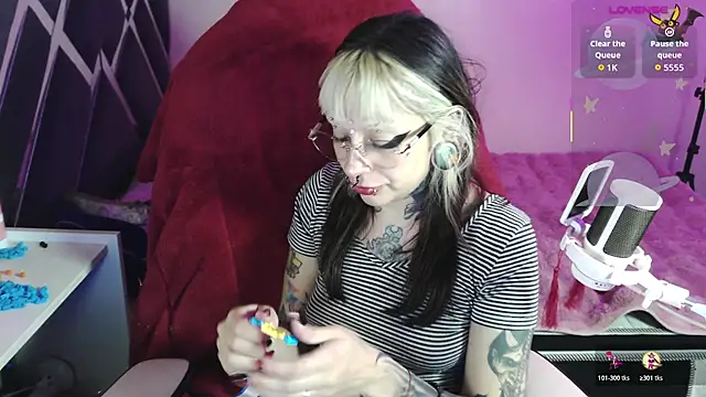 vainilla_doll