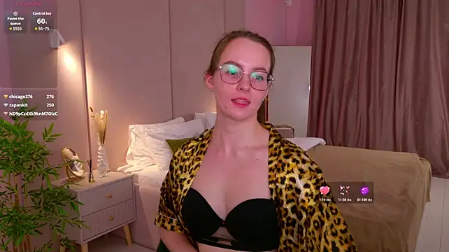 JaniceCollins live cam on StripChat