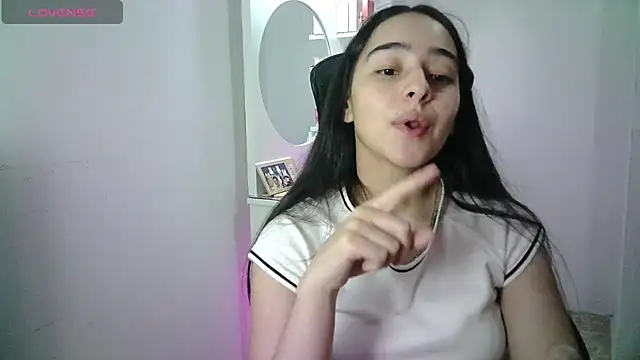 aineangeel live cam on StripChat