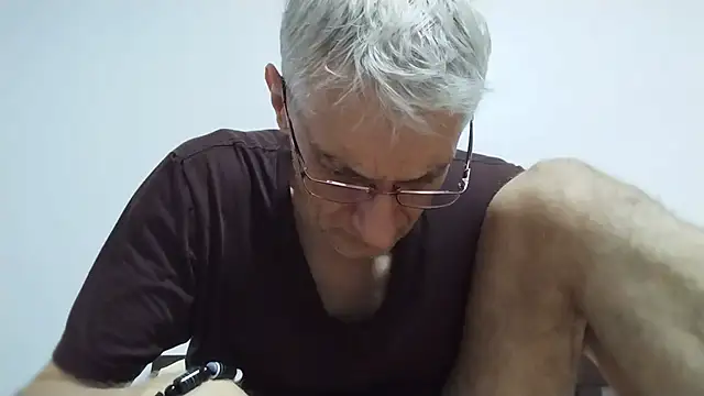 BIGUNCUTHARDCOCK