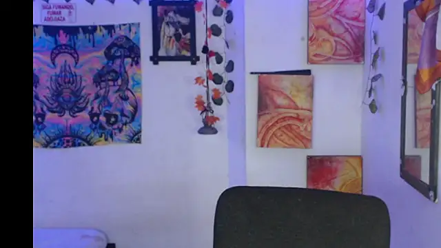 bastethott (F young) - squirt or cum?