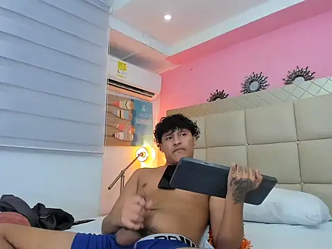 kristhofer_levis_ live cam preview