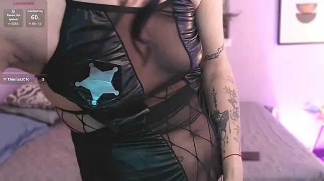 _CLOOEE_DH live cam on StripChat