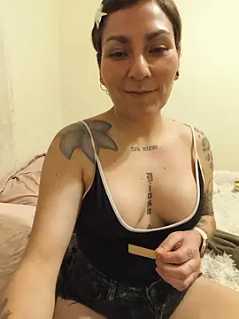 xjuanaxmaldadxxx (F young) - Masturbación+squirttttt 🤤