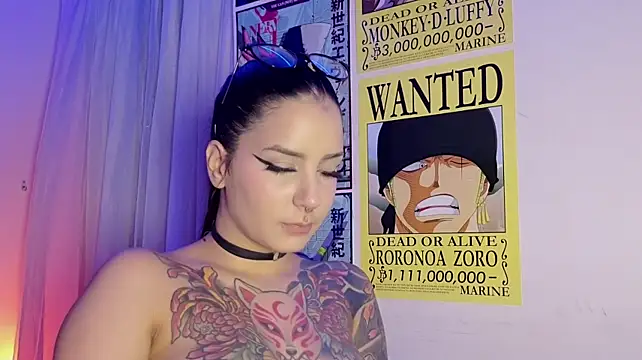 Kittyhelll_ live cam on StripChat