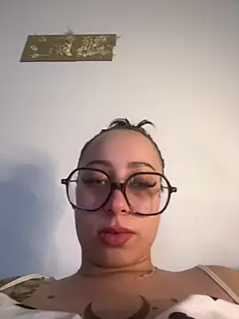 queenlo_xxx