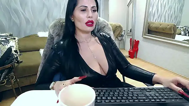 Sara_Poison