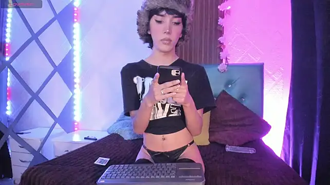urfav_doll live cam preview