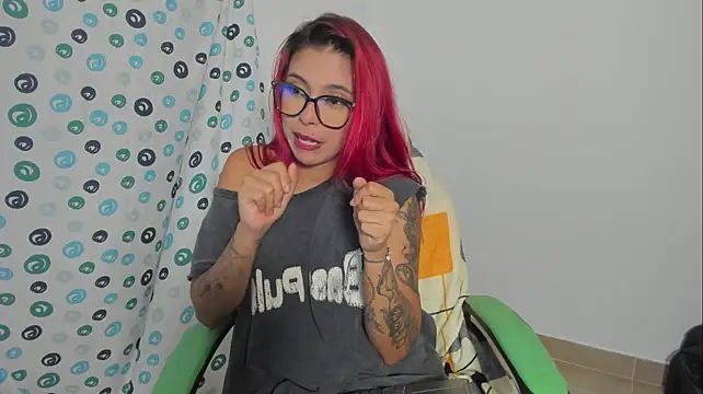 LilithLuxorr_