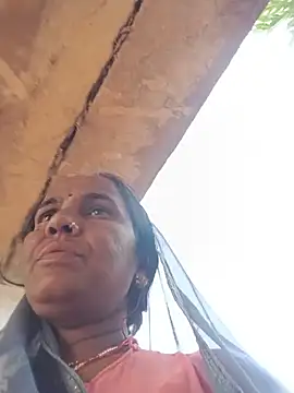 Priya_cutR