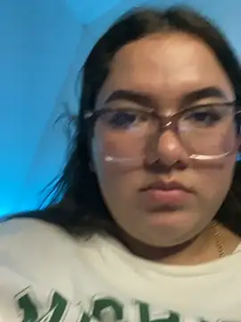 kiara_moon18