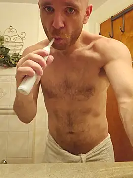 FrankieFuckMeXX on Stripchat