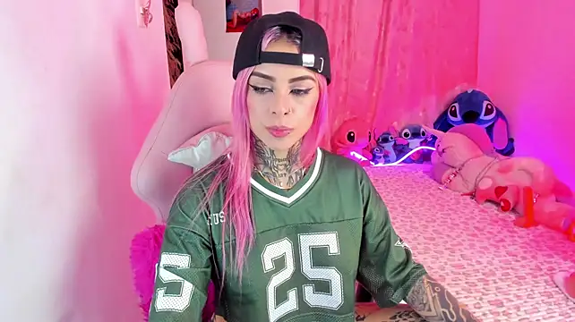 Megan_Robertss
