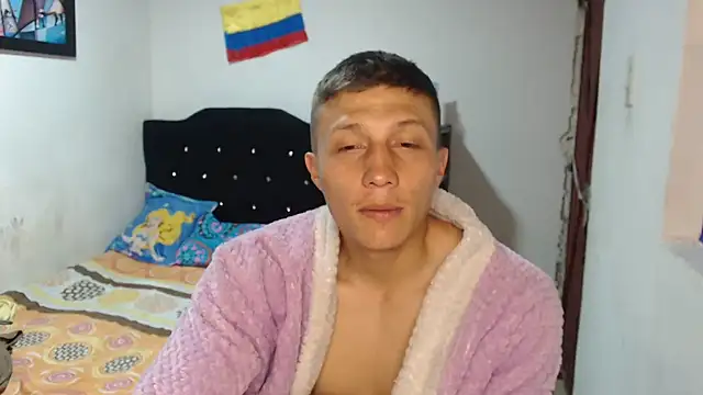 Stiiveen777 on Stripchat