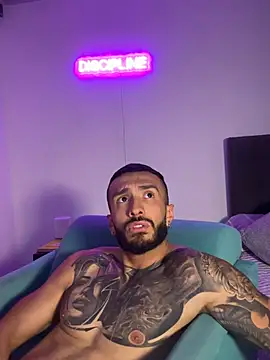 Simon_trujillo on Stripchat
