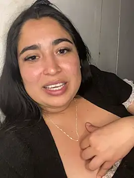 kittynoir_chile stripchat