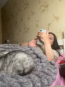 Naughtbaby_2025 webcam