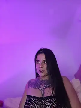 laura_22x