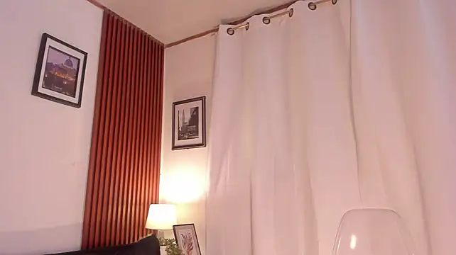 angeli_sexi (F teen) - welcome to my room