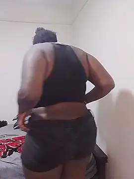 Wairimu1 live cam on StripChat
