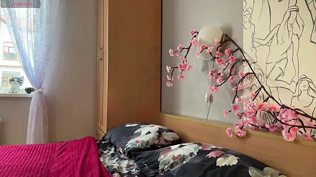 KimikoBelvins webcam