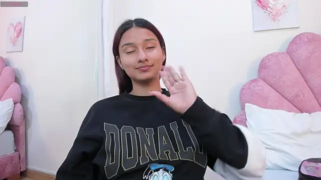 Maray_Lous live cam preview