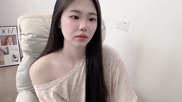 suki-1 live cam on StripChat