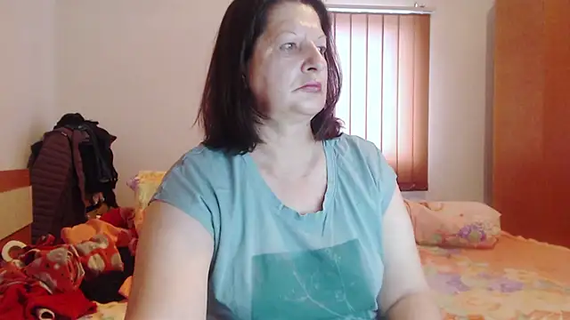ExtasyMature live cam on StripChat