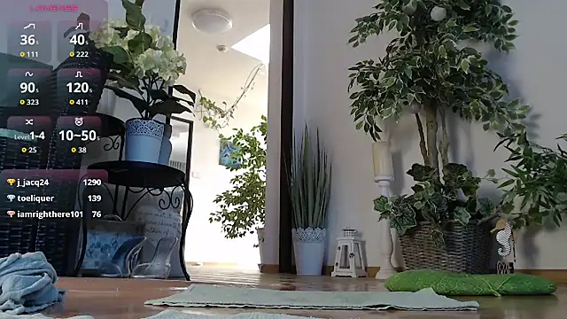 Squirtmania live cam preview