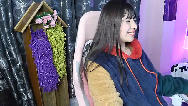 Zulema_R1 live cam preview