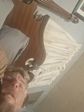 19JaSon83 on Stripchat