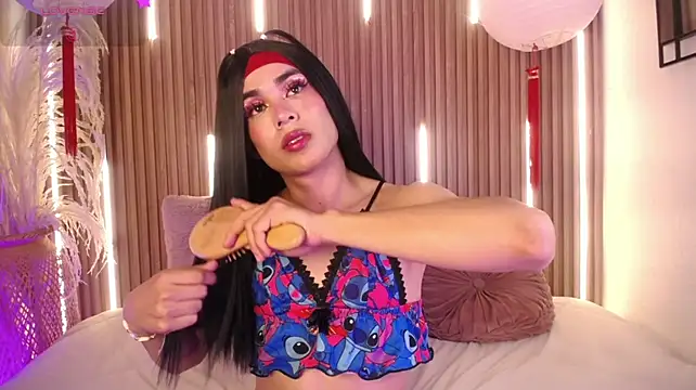 Modèle: Chloe_Lombardi