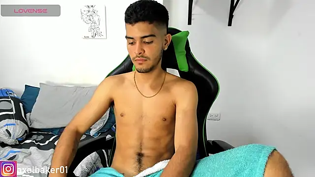 Axel_baker01