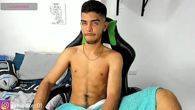 Axel_baker01