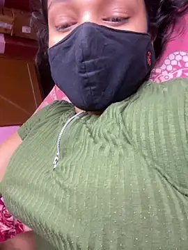 Hot-AngoriBhabhi