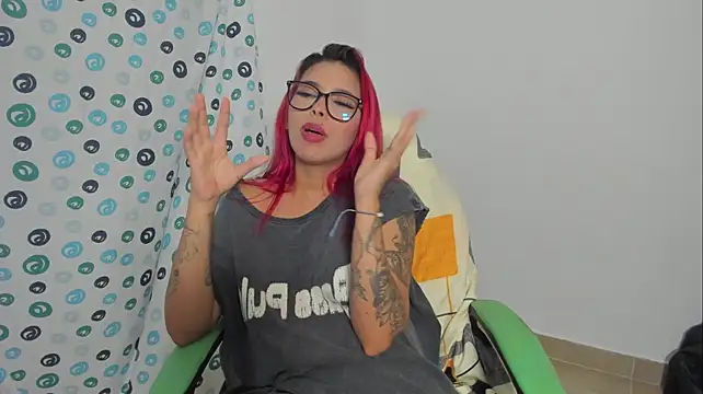 LilithLuxorr_
