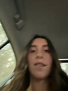 Ariana_Petite
