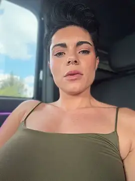 LukeLouHarvey webcam