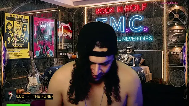 chino_roz webcam