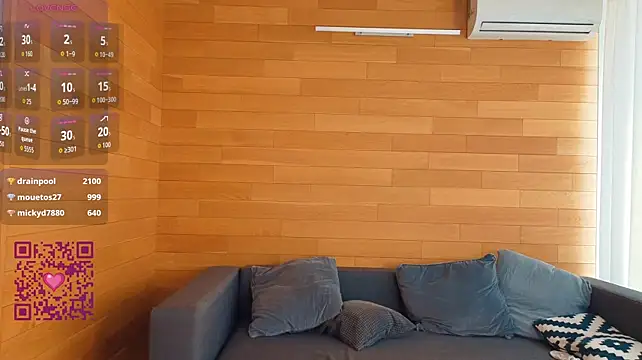 antonelaameli (F teen) - bouncing huge boobs!